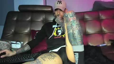 jhonny_ackerman online show from July 3, 2026, 1:45 am