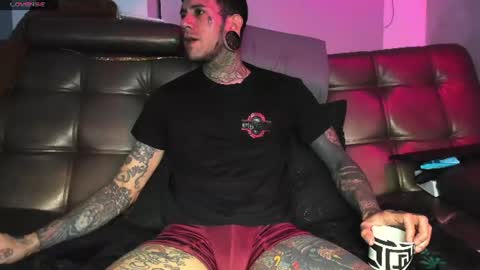 jhonny_ackerman online show from July 8, 2026, 2:38 am