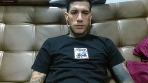 jhonny_ackerman online show from July 12, 2026, 5:48 pm