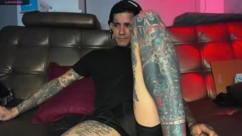 jhonny_ackerman online show from July 28, 2026, 3:35 am