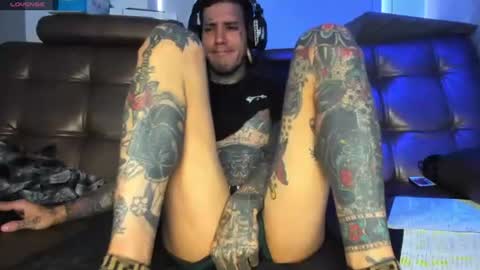 jhonny_ackerman online show from July 29, 2026, 5:33 pm