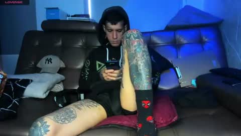jhonny_ackerman online show from August 1, 2026, 8:19 pm