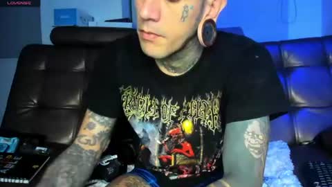 jhonny_ackerman online show from August 5, 2026, 2:14 am
