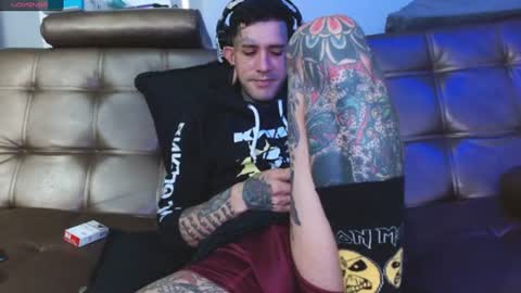 jhonny_ackerman online show from August 5, 2026, 8:55 pm