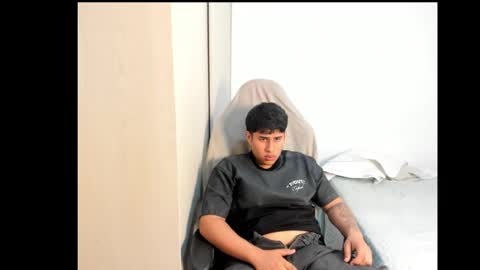 jhonny_dickm online show from September 17, 2025, 9:05 pm