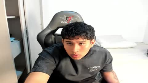 jhonny_dickm online show from September 22, 2025, 8:00 pm