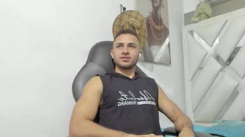 jhonny online show from December 12, 2024, 3:54 am