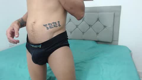 jhonny_k online show from May 27, 2026, 1:57 am