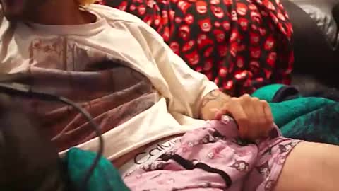 jhonnygoldendick online show from March 10, 2026, 7:35 am