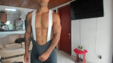 Snapshot of jhonnyxxfitnexx chatting on September 20, 2025, 3:13 pm jh online show from September 20, 2025, 3:13 pm