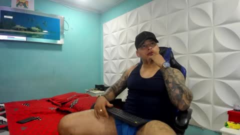jhonsontatto online show from September 26, 2025, 8:24 pm