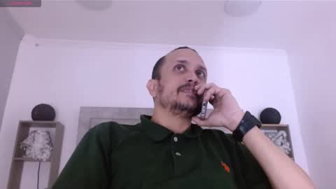 jhontorres018 online show from February 2, 2026, 8:40 pm