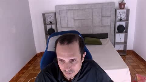 jhontorres018 online show from March 7, 2026, 4:26 pm