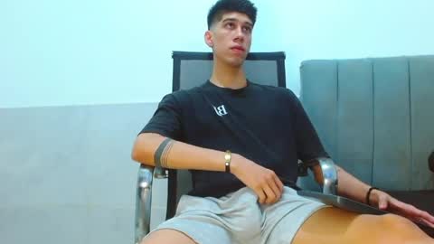 jhony_sex3 online show from May 3, 2026, 9:48 am