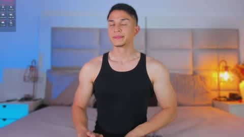 Snapshot of jhosua_hunt chatting on December 17, 2025, 3:56 am Jhosua Hunt online show from December 17, 2025, 3:56 am