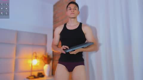 Snapshot of jhosua_hunt chatting on December 23, 2025, 3:15 am Jhosua Hunt online show from December 23, 2025, 3:15 am