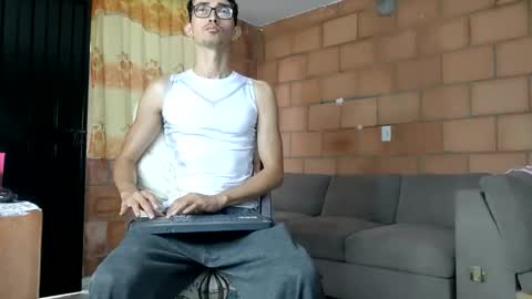 Snapshot of jhosuamoore chatting on February 13, 2026, 12:12 pm Jhosuamoore online show from February 13, 2026, 12:12 pm