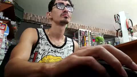 Snapshot of jhosuamoore chatting on April 4, 2026, 1:19 pm Jhosuamoore online show from April 4, 2026, 1:19 pm