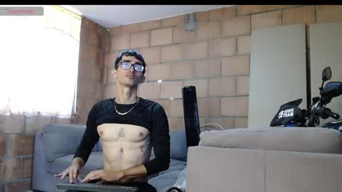 Snapshot of jhosuamoore2 chatting on April 27, 2026, 2:48 pm jhosuamoore2 online show from April 27, 2026, 2:48 pm