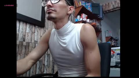 Snapshot of jhosuamoore2 chatting on May 16, 2026, 2:16 pm jhosuamoore2 online show from May 16, 2026, 2:16 pm