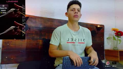 Snapshot of jhosuavega chatting on September 23, 2025, 2:03 am jhosuavega online show from September 23, 2025, 2:03 am