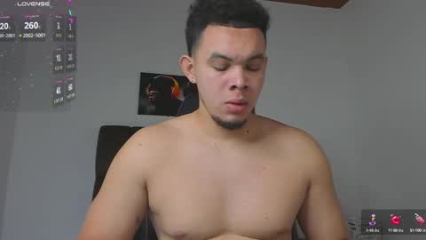 Snapshot of jhotta_foxx chatting on September 24, 2025, 7:01 am Jhonatan80  online show from September 24, 2025, 7:01 am