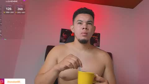 Snapshot of jhotta_foxx chatting on October 7, 2025, 7:05 am Jhonatan80  online show from October 7, 2025, 7:05 am