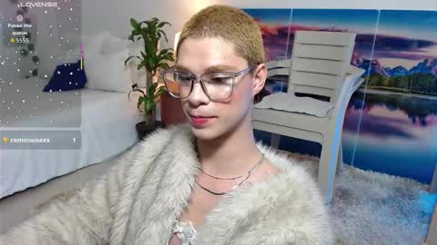 Snapshot of jhuan_cute chatting on October 1, 2025, 10:32 am Jhuan Nhez online show from October 1, 2025, 10:32 am