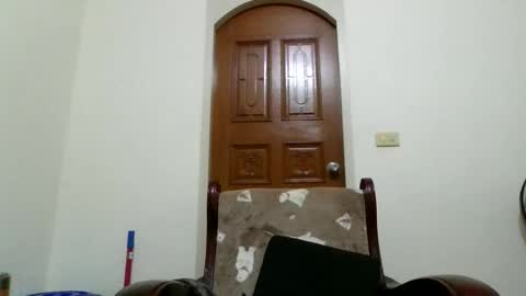 jhwozy online show from March 4, 2025, 4:09 pm