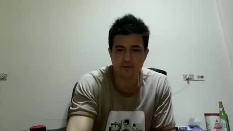 jhwozy online show from September 20, 2025, 3:46 pm