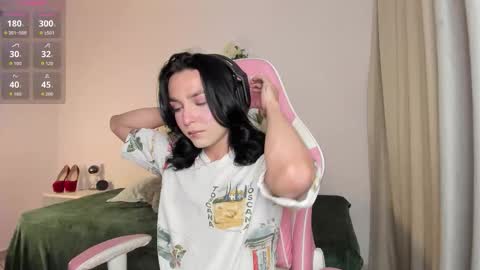 Snapshot of jiggly_ chatting on October 11, 2025, 1:16 am Jiggly online show from October 11, 2025, 1:16 am