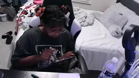 Snapshot of jigglypineapples chatting on September 17, 2025, 1:18 am goldenbaby online show from September 17, 2025, 1:18 am