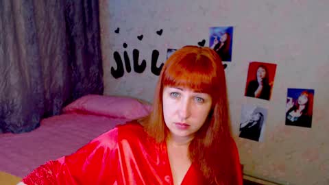 Snapshot of jillstevens chatting on January 19, 2025, 12:06 pm jillstevens online show from January 19, 2025, 12:06 pm