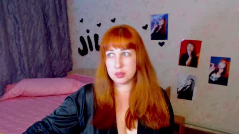 Snapshot of jillstevens chatting on January 25, 2025, 7:49 pm jillstevens online show from January 25, 2025, 7:49 pm
