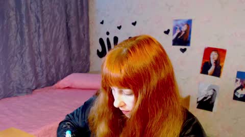 Snapshot of jillstevens chatting on January 27, 2025, 9:33 pm jillstevens online show from January 27, 2025, 9:33 pm