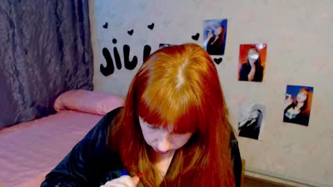 Snapshot of jillstevens chatting on March 10, 2025, 8:23 pm jillstevens online show from March 10, 2025, 8:23 pm