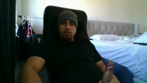 jilmmartinez online show from December 30, 2024, 7:53 pm