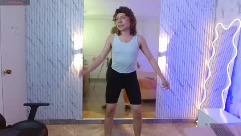 Hi Im Jim online show from October 7, 2025, 7:44 pm