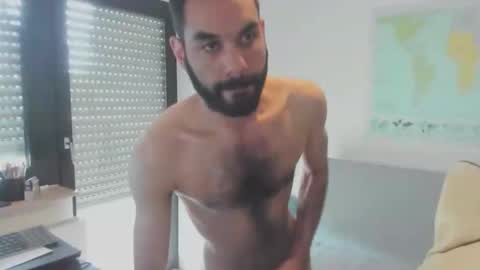 Snapshot of jimbob5005 chatting on October 10, 2025, 12:37 pm jimbob5005 online show from October 10, 2025, 12:37 pm