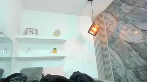 jime_lopez online show from October 21, 2025, 11:00 am