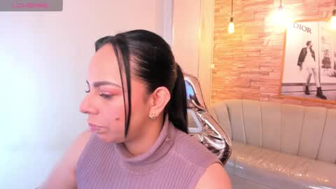jimena  online show from December 22, 2024, 3:44 am