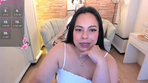 jimena  online show from January 4, 2025, 5:58 am