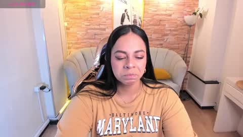jimena  online show from February 21, 2025, 3:34 am
