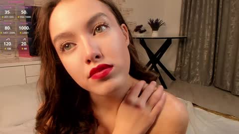 Alla online show from December 10, 2024, 4:17 pm