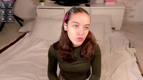 Alla online show from December 26, 2024, 4:36 pm