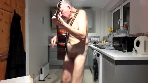 Snapshot of jimmybenido chatting on November 7, 2025, 6:08 pm Jim Redgewell online show from November 7, 2025, 6:08 pm