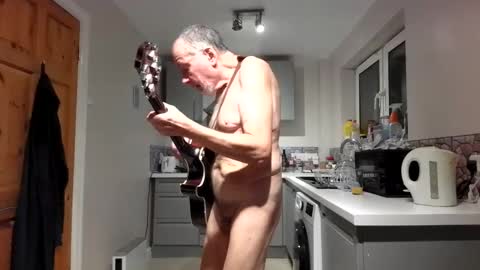 Snapshot of jimmybenido chatting on December 3, 2025, 5:44 pm Jim Redgewell online show from December 3, 2025, 5:44 pm