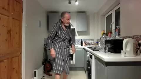 Snapshot of jimmybenido chatting on January 10, 2026, 5:37 pm Jim Redgewell online show from January 10, 2026, 5:37 pm