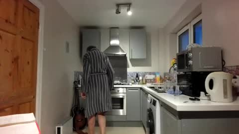 Snapshot of jimmybenido chatting on February 1, 2026, 5:33 pm Jim Redgewell online show from February 1, 2026, 5:33 pm