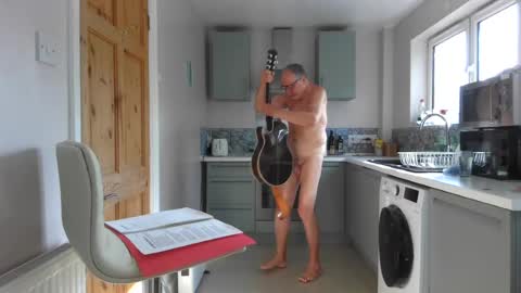 Snapshot of jimmybenido chatting on July 20, 2026, 4:42 pm Jim Redgewell online show from July 20, 2026, 4:42 pm